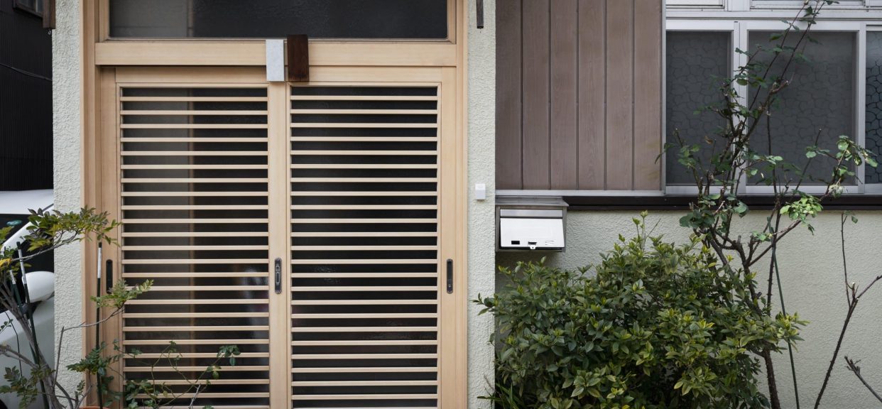 Sliding Doors with Built-In Blinds